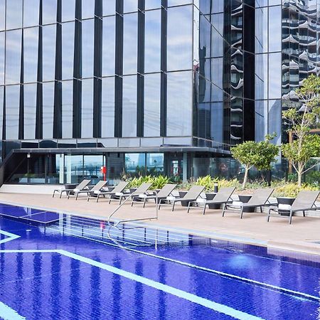 Vibe Hotel Melbourne Docklands Exteriör bild