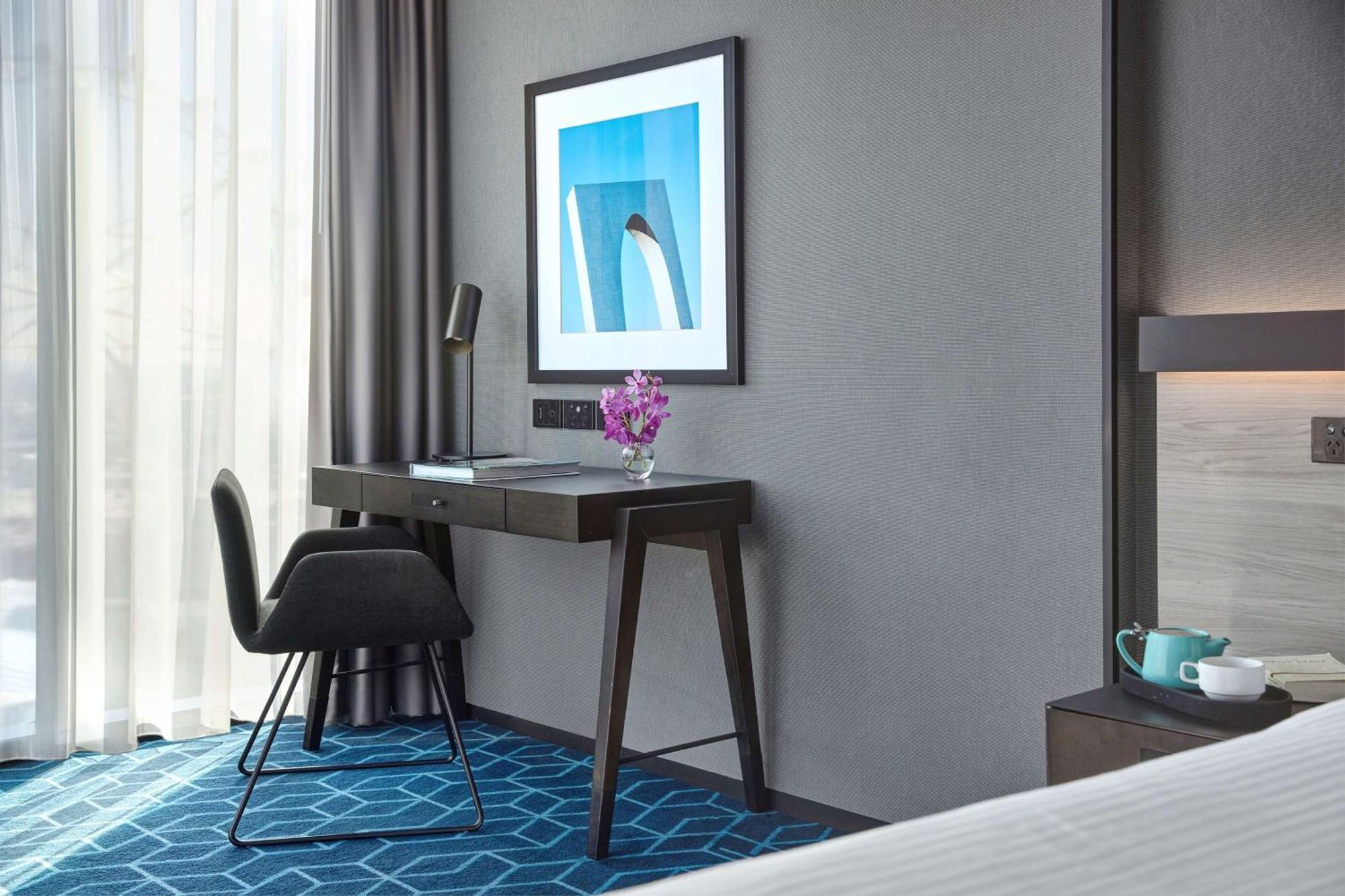 Vibe Hotel Melbourne Docklands Exteriör bild