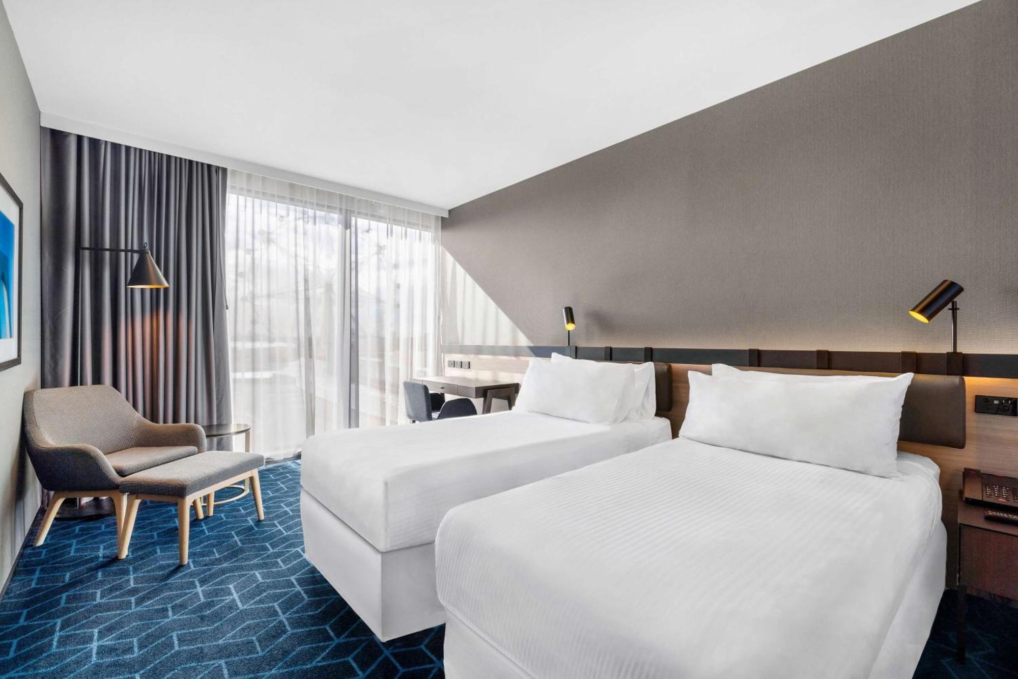 Vibe Hotel Melbourne Docklands Exteriör bild